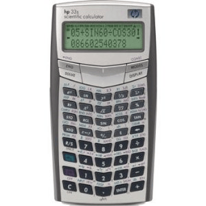 Calculator folosit pentru examenele studentilor de ingienerie
